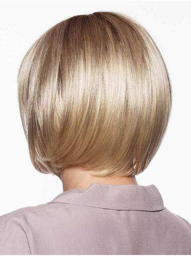 Straight Blonde Bob Wig – Chin-Length Synthetic Hair