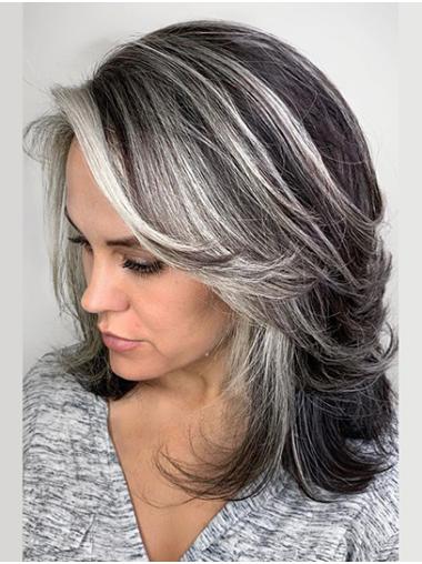 Women's Long Wavy Grey Wig – 16 Inch Layered Style for Fashion or Cosplay