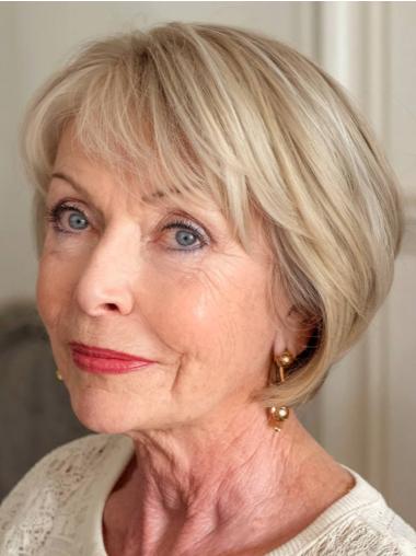 Chin-Length Blonde Bob Wig