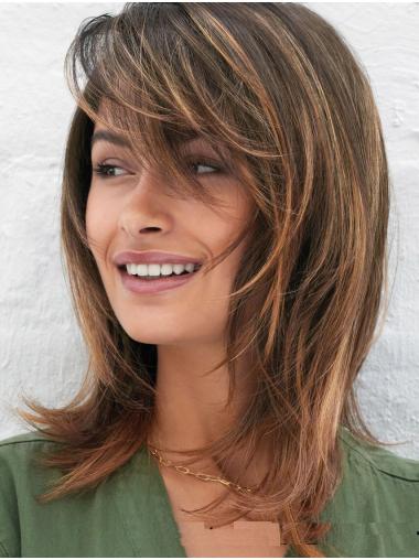Natural-Looking Straight Medium Wig – Brown Hair with Soft Bangs